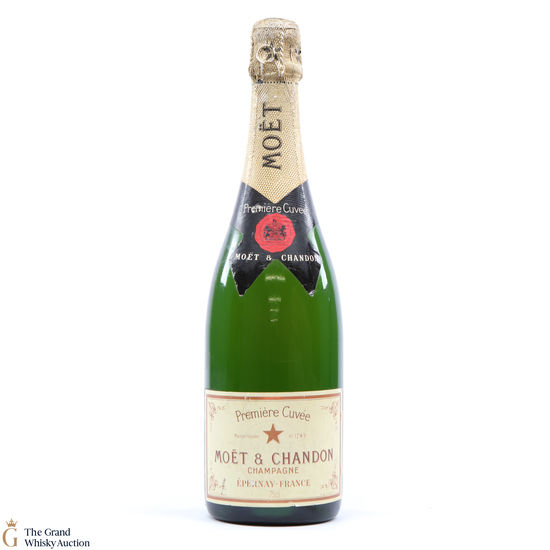 Moet & Chandon Champagne - 75cl