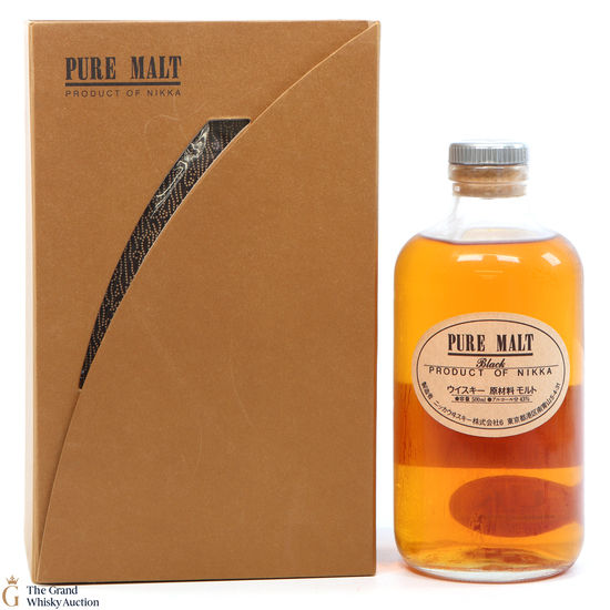 Nikka - Pure Malt 50cl & Black Notebook