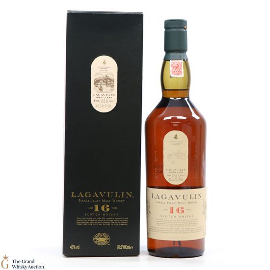 Lagavulin - 16 Year Old