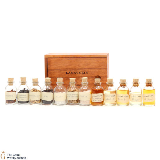 Lagavulin  - 200th Anniversary Tasting Companion Set (Including Booklet)