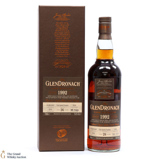GlenDronach - 26 Year Old - 1992 Single Cask #8318 Whisky-Online