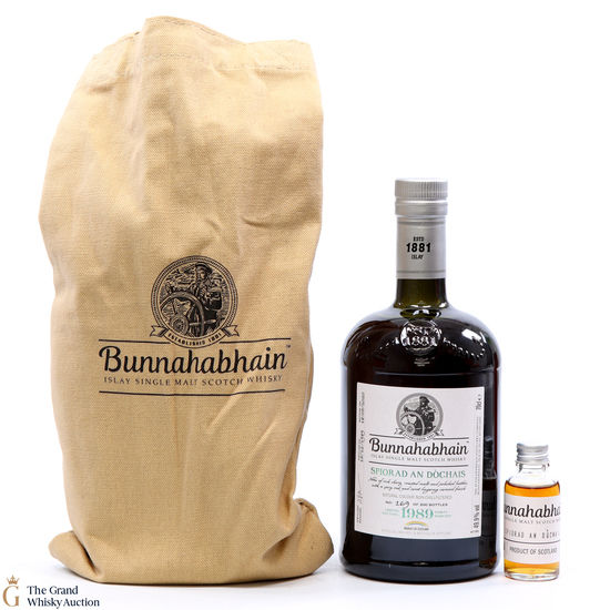 Bunnahabhain - 30 Year Old 1989  Spiorad An Dochais Feis Ile 2020 + Sample