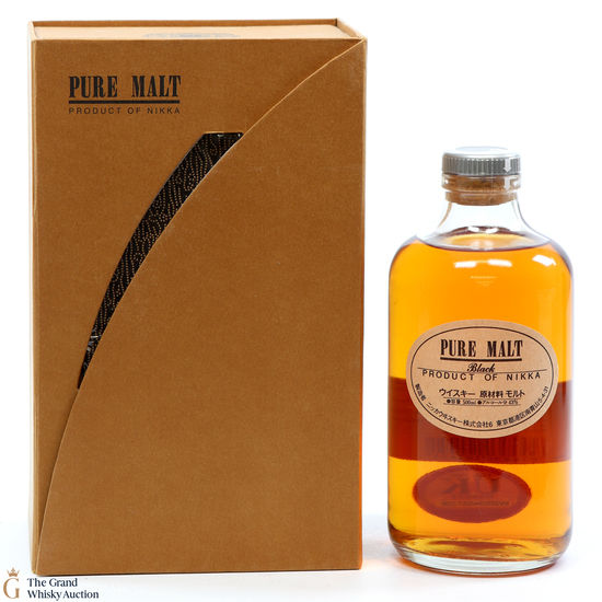 Nikka - Pure Malt 50cl & Black Notebook