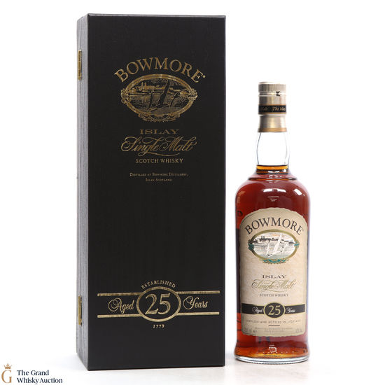 Bowmore - 25 Year Old