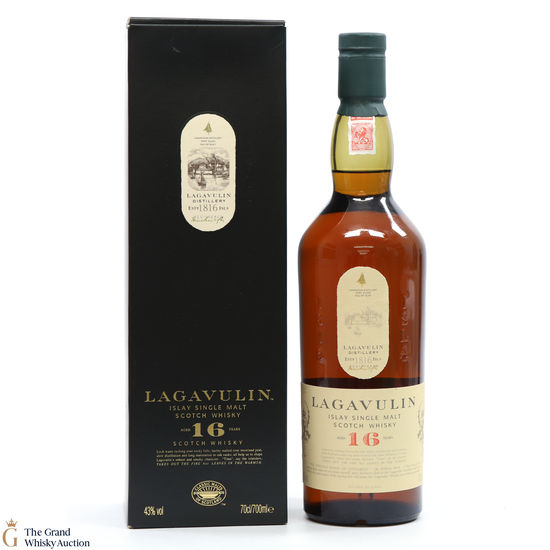 Lagavulin - 16 Year Old