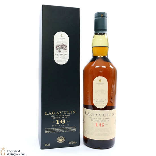 Lagavulin - 16 Year Old