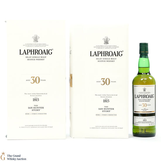 Laphroaig - 30 Year Old - The Ian Hunter Story - Book 1