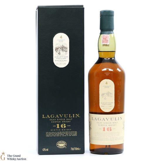 Lagavulin - 16 Year Old