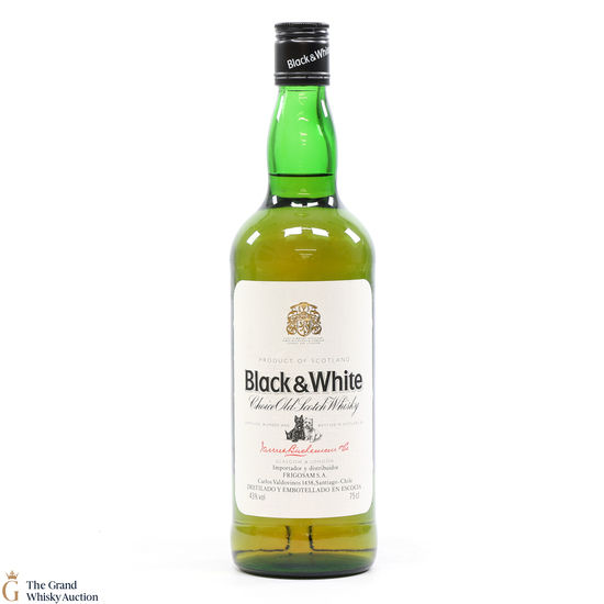 Black & White - Blended Whisky (1980s)