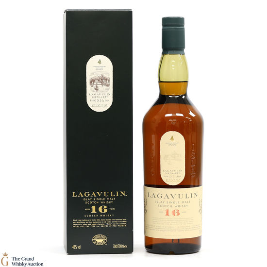 Lagavulin - 16 Year Old