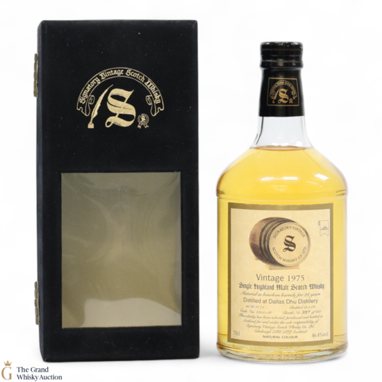 Dallas Dhu - 28 Year Old 1975 - Cask #2355 & 58 - Signatory Vintage 