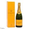 Veuve Clicquot Ponsardin - Champagne (75cl) Thumbnail