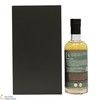 Macallan - 32 Year Old 1989 - The Intrepid Dwayne Fields Edition (50cl) Thumbnail