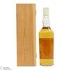 Bladnoch - 10 Year Old - Flora and Fauna (Wooden Box & White Top) Thumbnail