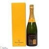 Veuve Clicquot Ponsardin - Champagne (75cl) Thumbnail