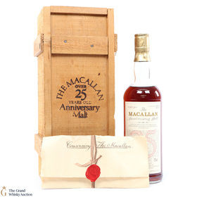 Macallan  25 Year Old Anniversary Malt 19581959 Bottled 1985
