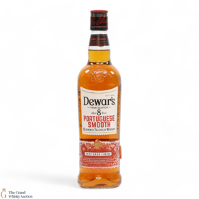Dewar s 8 Year Old Portuguese Smooth Port Cask Finish