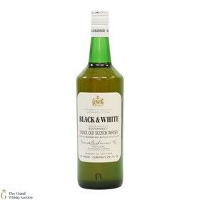 Black White Blended Whisky 1970s 26 2 3 Fl Ozs