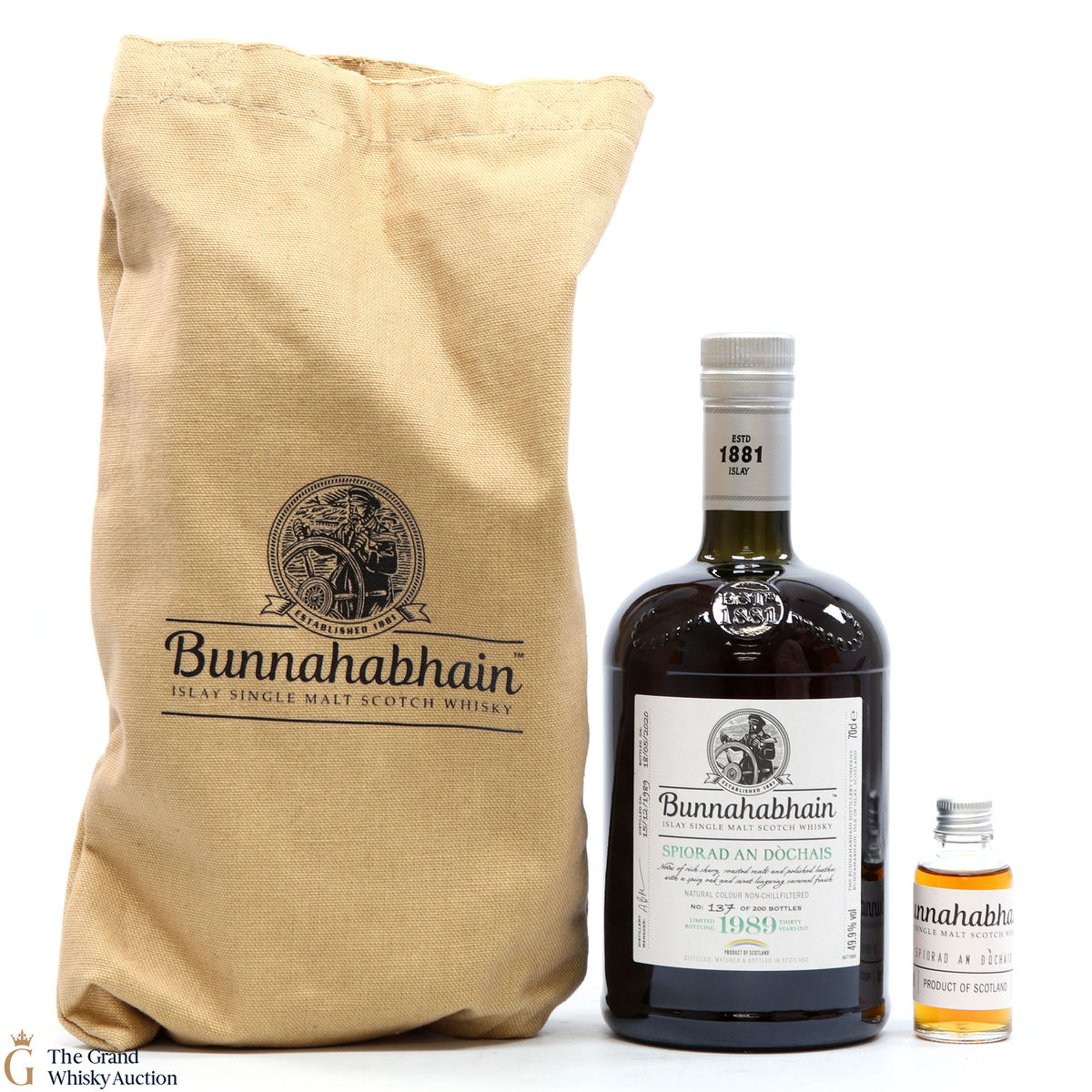 Bunnahabhain - 30 Year Old 1989  Spiorad An Dochais Feis Ile 2020 + Sample