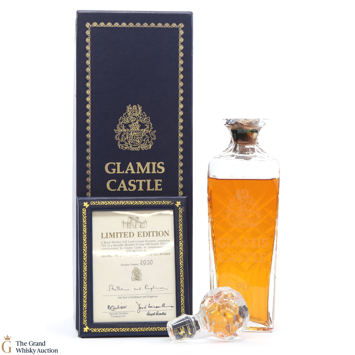 Glamis Castle - 25 Year Old - Royal Crystal Decanter