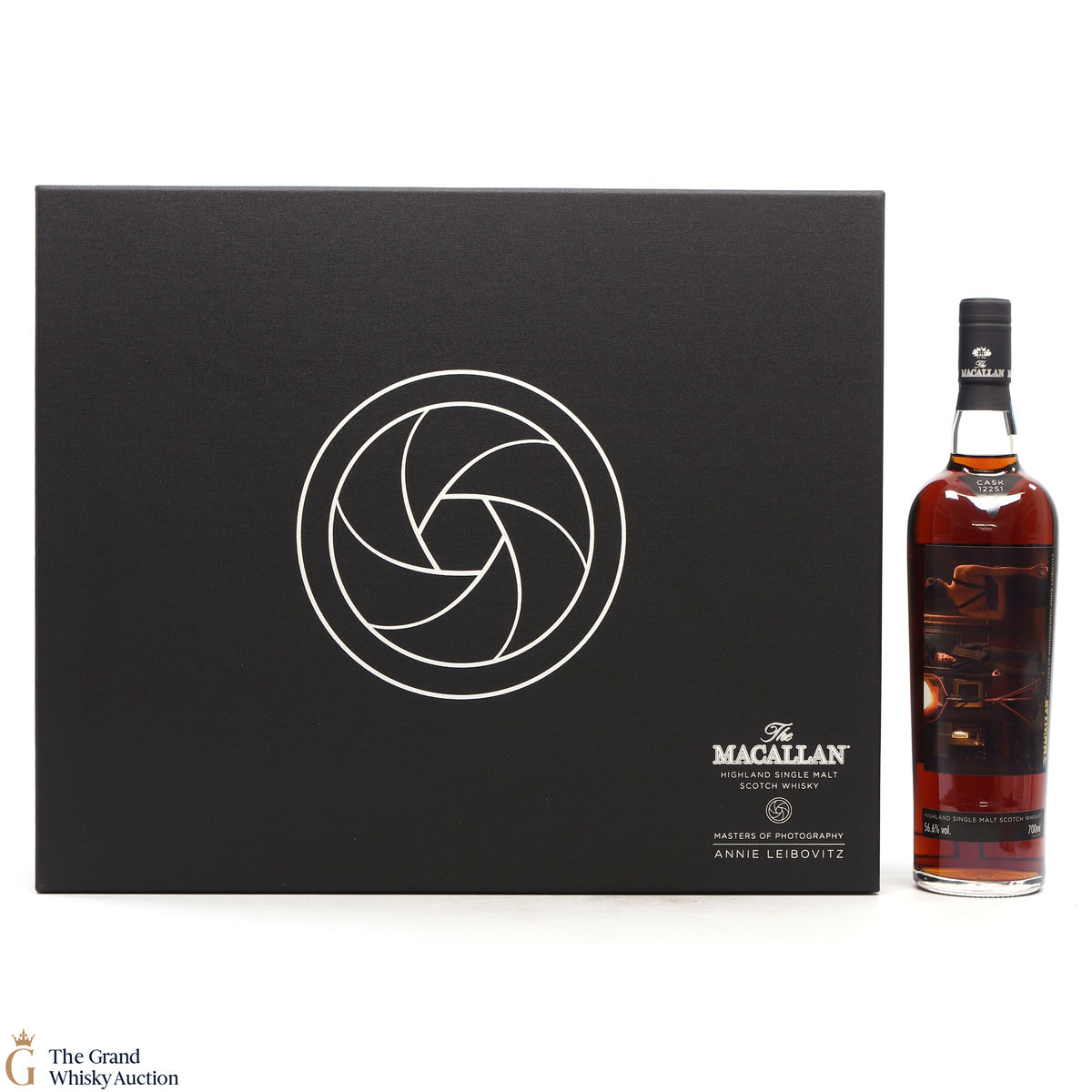 Macallan - 1989 Annie Leibovitz Masters of Photography 'The Gallery' #12251