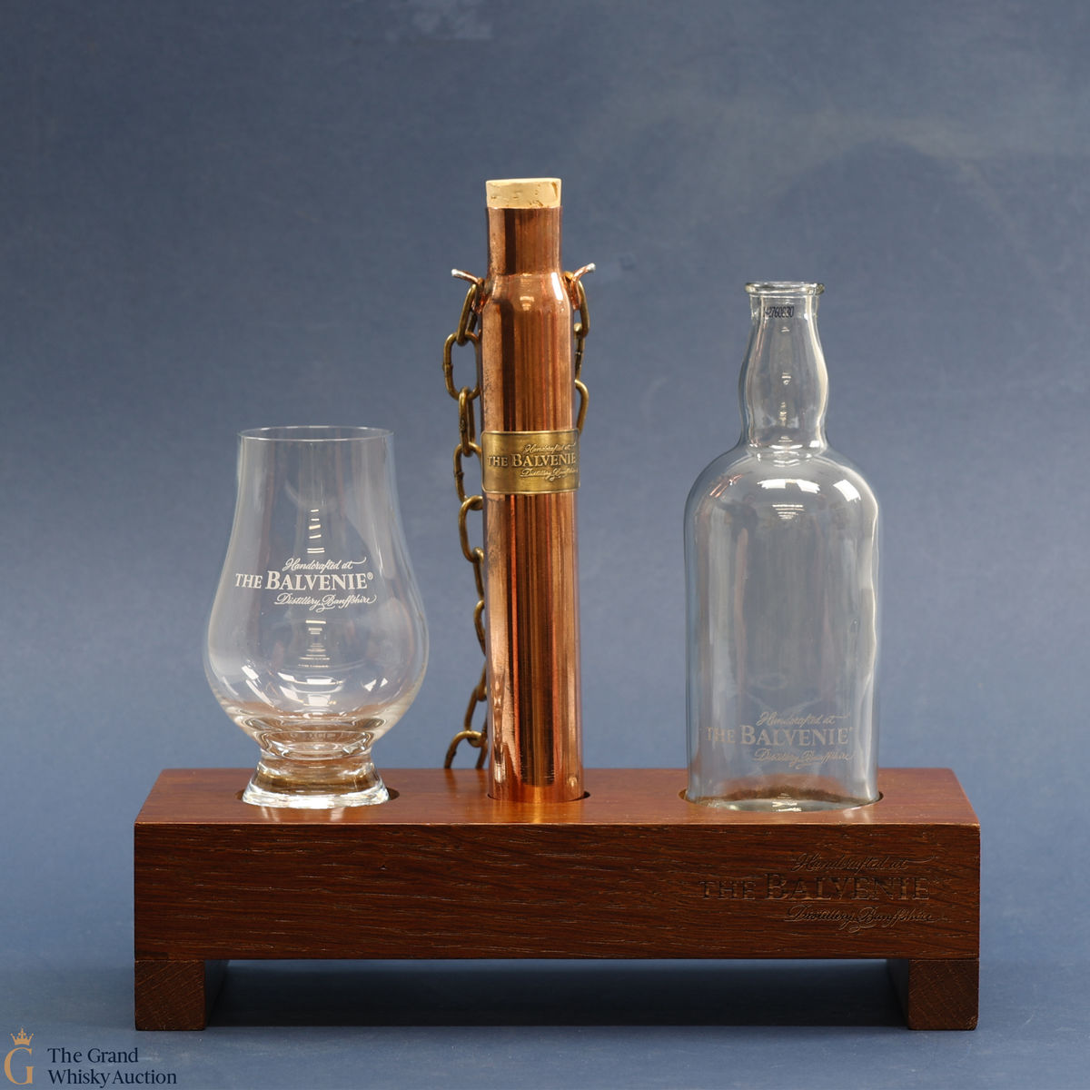 The Balvenie - Dipping Dog with Glass, Water Bottle and Plinth