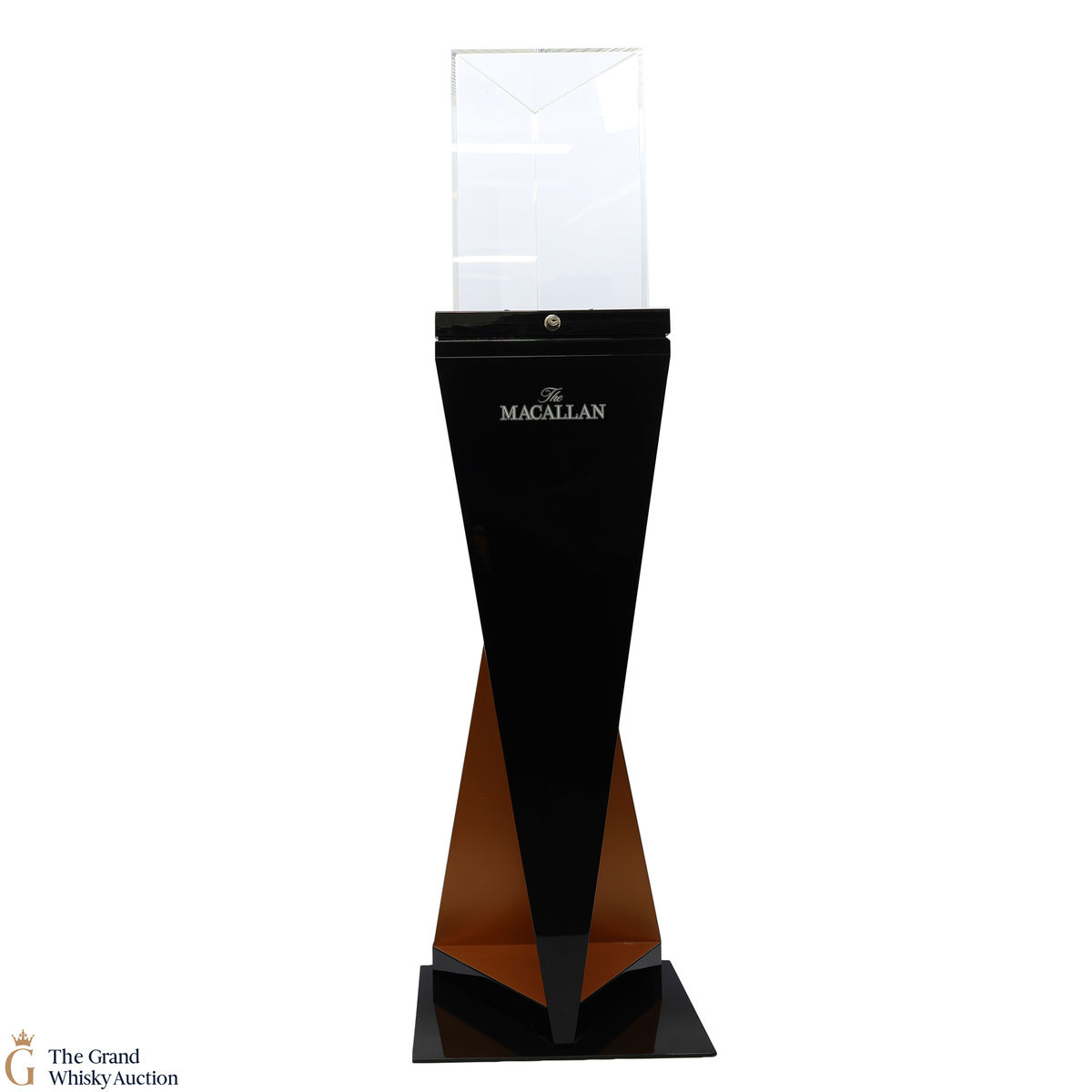 Macallan - Display Stand and Case (Organisation Of Shipping Required By Buyer)